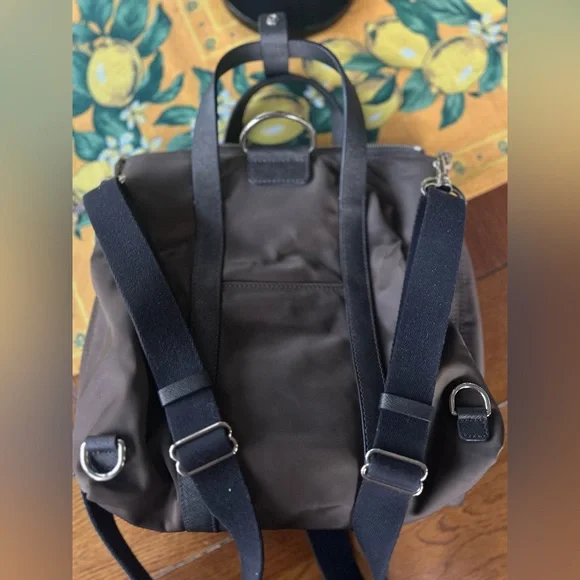 HENRI BENDEL Jetsetter 3 Way Convertible Backpack Brown w  display picture 3